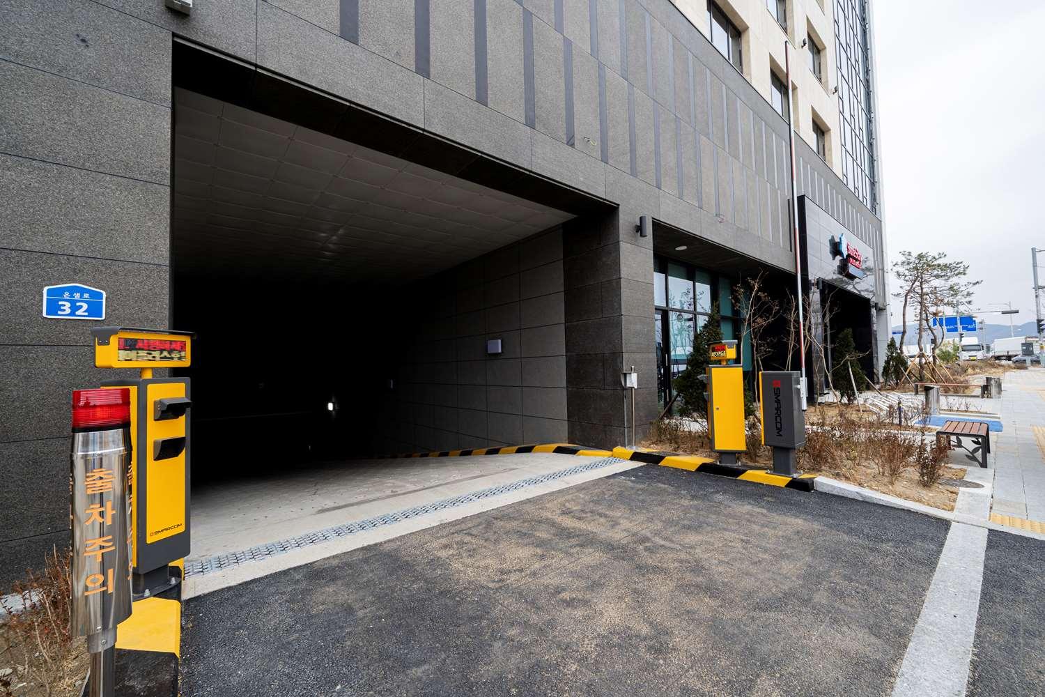 Surestay Plus Hotel By Best Western Asan Extérieur photo