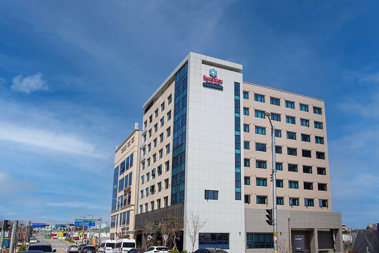 Surestay Plus Hotel By Best Western Asan Extérieur photo